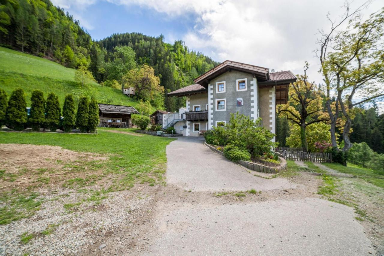 Schildhof Ebion Schildhofsuite سان ليوناردو إن باسيريا المظهر الخارجي الصورة
